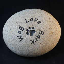 Wag Love Bark
engraved stone