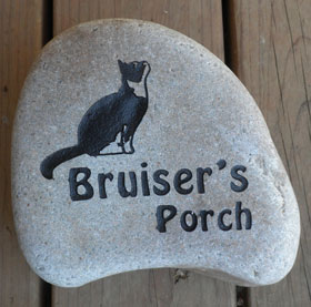  Cat stone memorials with engraved personalized text and photo