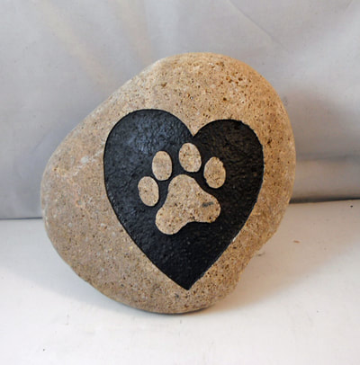 engraved dog memorial sign with paw print