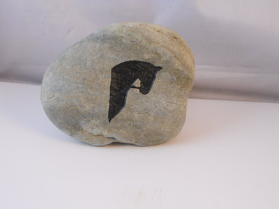 Custom picture of a horse Engraved in rock
