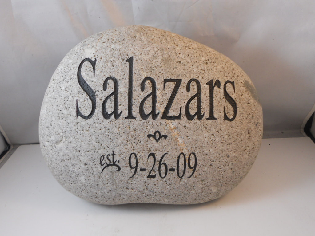CUSTOM ENGRAVED STONE ​​LARGE 8-10" RIVER ROCK RIVER ROCKS SIGNS FOR WEDINGS, BIRTHDAYS AND LOVE